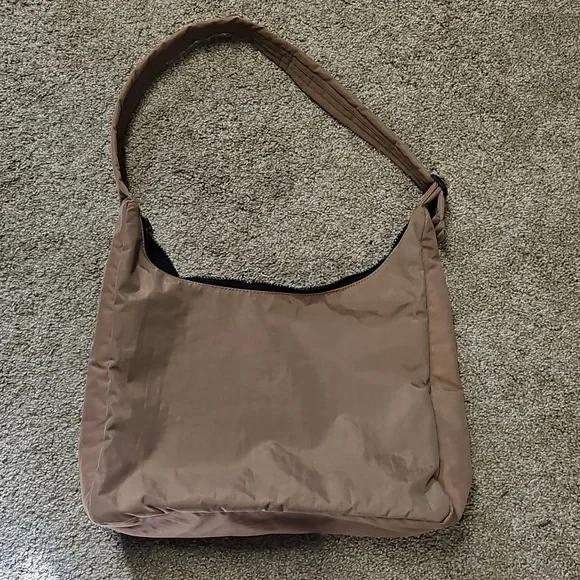 Baggu Nylon Shoulder Bag In Cocoa - Picture 4 of 7